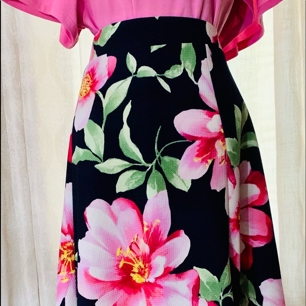 Flowered Maxi Skirt